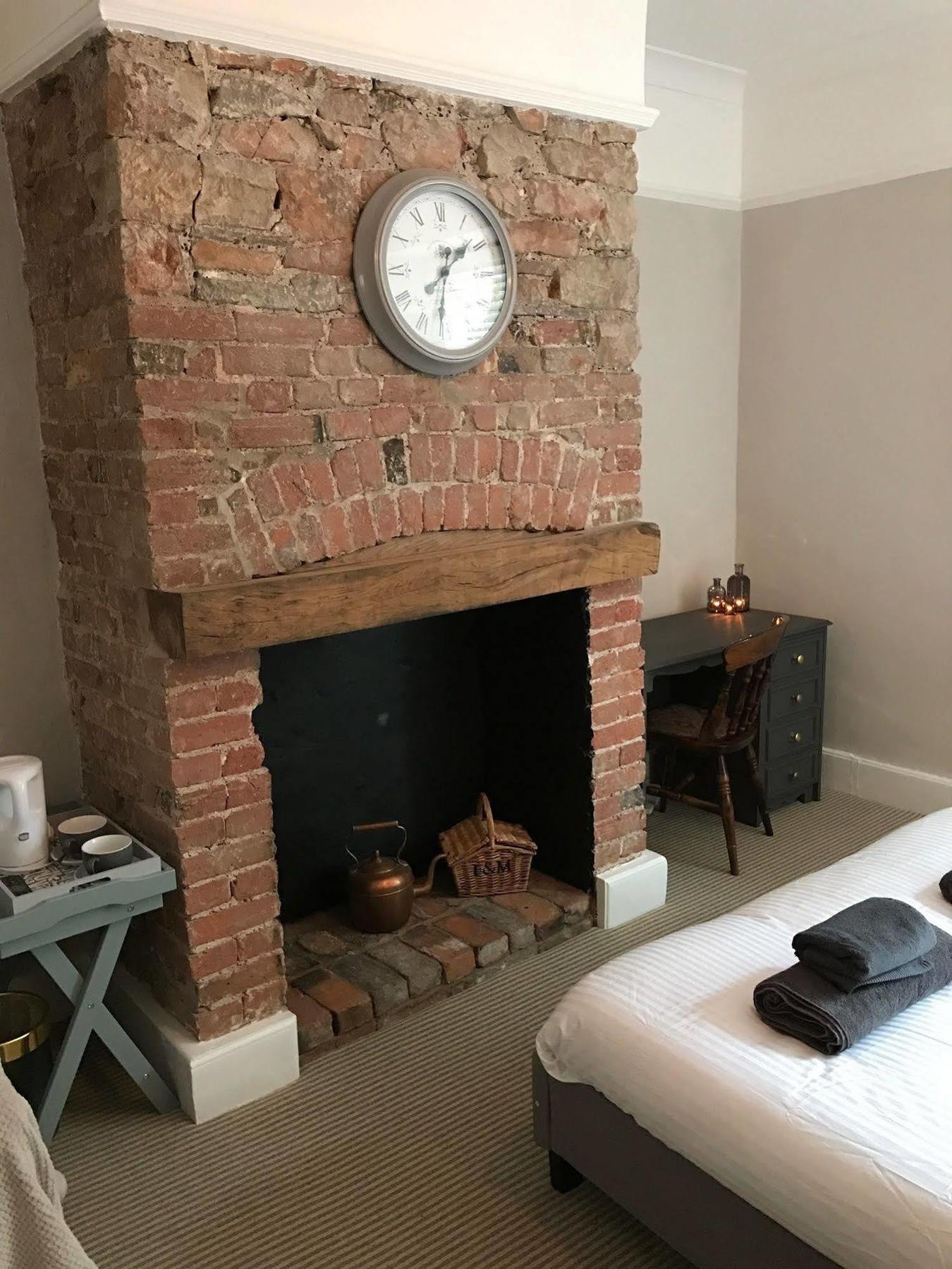 Bed and Breakfast Woodfield Chepstow Exterior foto